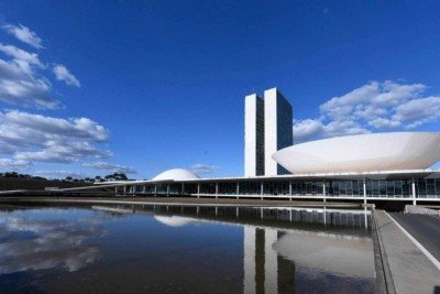 Congresso derruba somente um veto criticado por Zema -  (crédito: Platobr Economia)