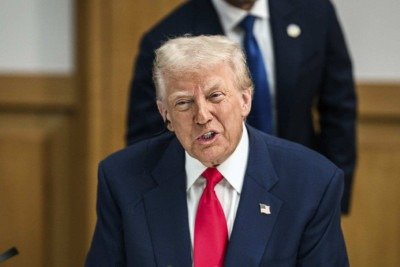 Trump diz a jornalistas que n&atilde;o sabia da pris&atilde;o de Jair Bolsonaro -  (crédito: Platobr Politica)