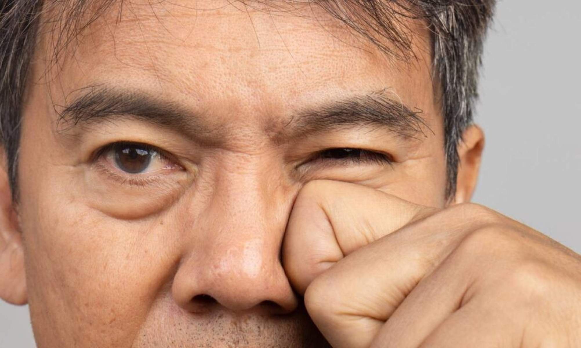 O que o corpo tenta avisar quando a pálpebra começa a pulsar - Tupi