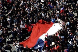 Eleição chilena chega ao dia decisivo com força dividida entre quatro eixos digitais