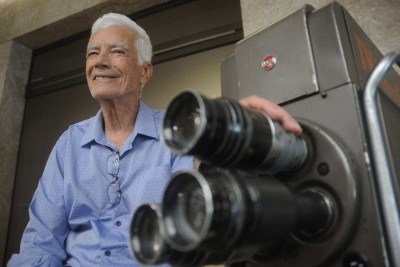 Helio Giovani esteve na inauguração da TV Itacolomi, em 1955. Inicialmente como um 'quebra galho', passou para cinegrafista logo que a emissora entrou no ar -  (crédito: Alexandre Guzanshe/EM/D.A Press)