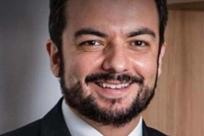 O advogado e cantor Marcelo Mendonça, de 43 anos, morreu após ser esfaqueado por um cliente em Viçosa  -  (crédito: Reprodução/Redes Sociais)