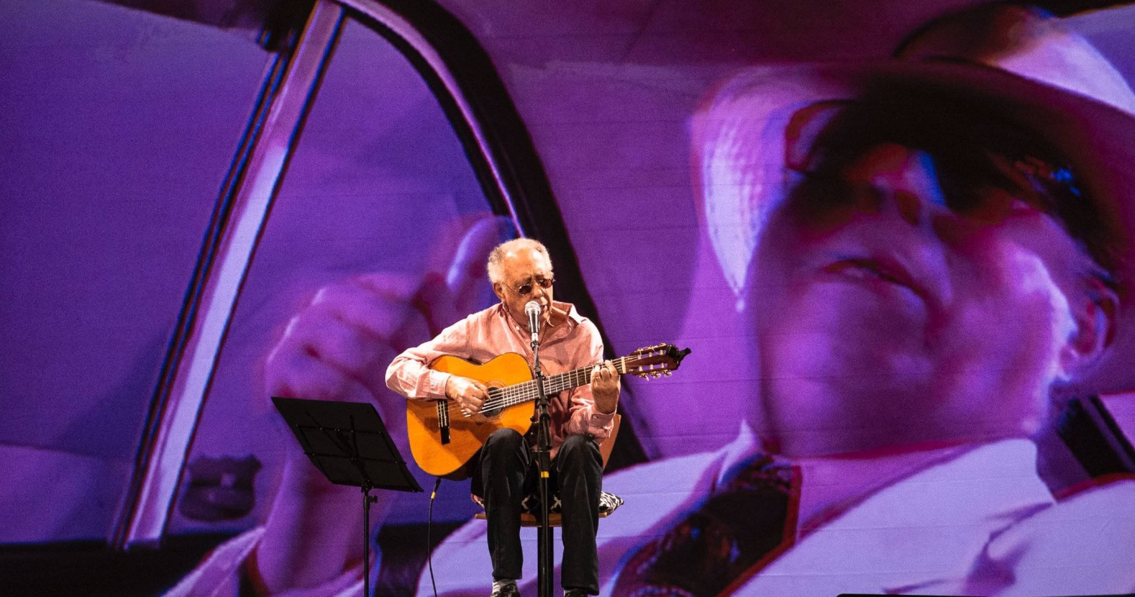 "Jards Macalé nos deixou hoje. Chegou a acordar de uma cirurgia cantando 'Meu nome é Gal', com toda a energia e bom humor que sempre teve", disse nota publicada no Instagram do músico.-Andrea Nestrea/Divulgação