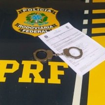 Foragido condenado por estupro de vulnerável é preso pela PRF na BR-040 - PRF/Divulgação