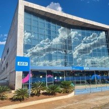 Prédio de escola do Sesi é interditado pela Defesa Civil em Montes Claros