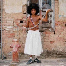 Solo ‘O corpo que caminha de volta’ tem sessão gratuita hoje - Ivan Nishitani/Divulgação