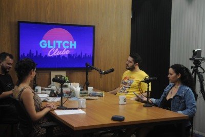 Renato Wamberto e Bárbara Castro, do canal Nerd Show, falam da jornada no YouTube, a virada para a nostalgia mineira e a importância da identidade local. -  (crédito: Tulio Santos/EM)