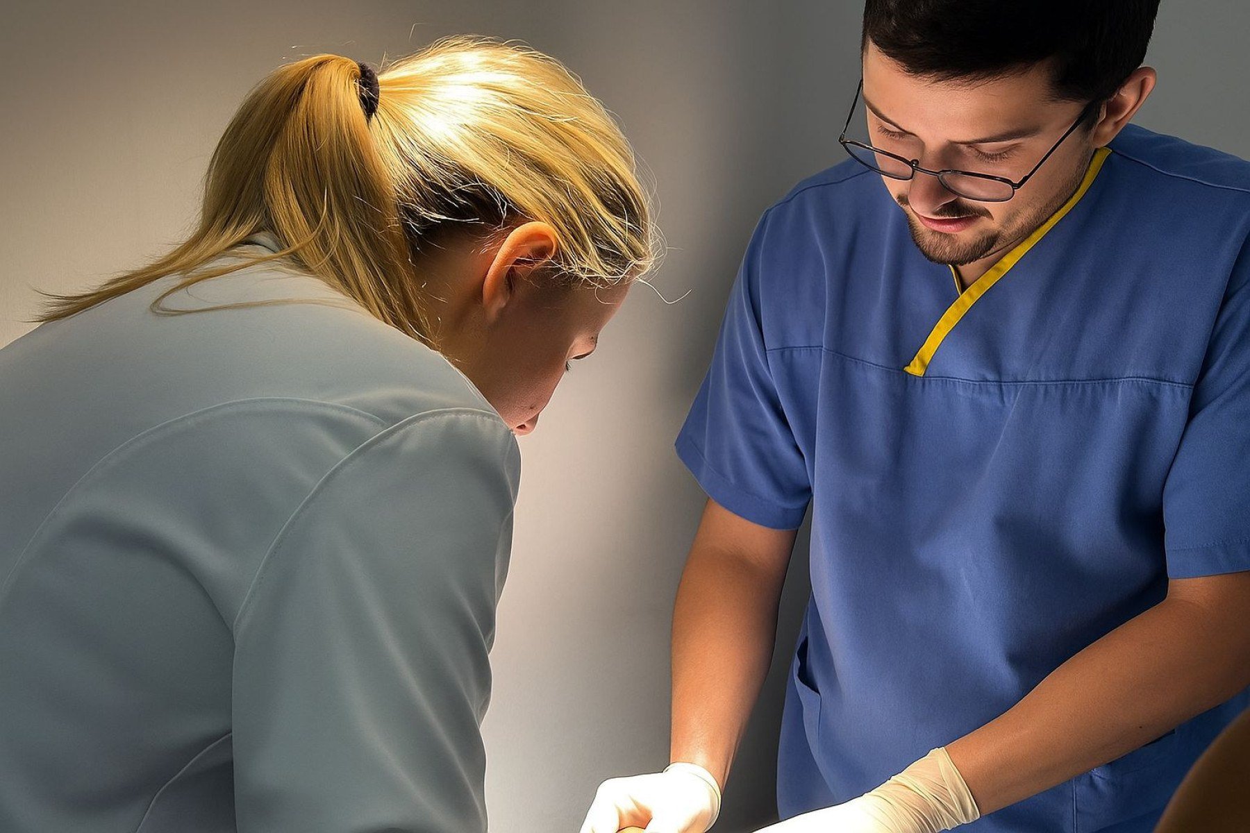 Prática médica fortalece a formação de novos profissionais - DINO