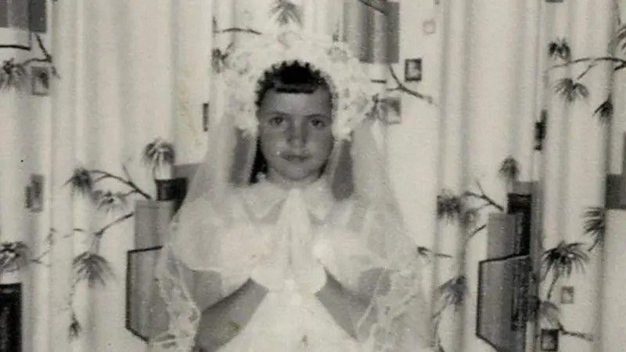 'Acreditei por anos que eu era minha irmã morta ressuscitada'