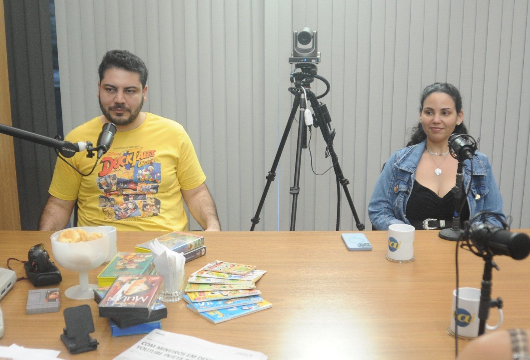 Renato Wamberto e Bárbara Castro, do canal Nerd Show, falam da jornada no YouTube, a virada para a nostalgia mineira e a importância da identidade local.