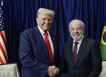 Donald Trump e Lula na Mal&aacute;sia, em 26 de outubro de 2025 -  (crédito: Ricardo Stuckert / PR)