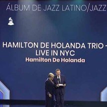 Revolução do bandolim: a obra irrepreensível Hamilton de Holanda, vencedor do Grammy - Reprodução do Youtube