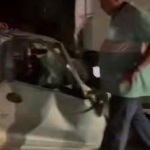 Idoso morre em batida frontal entre carro e caminhão na BR-381 - Redes sociais/Reprodução