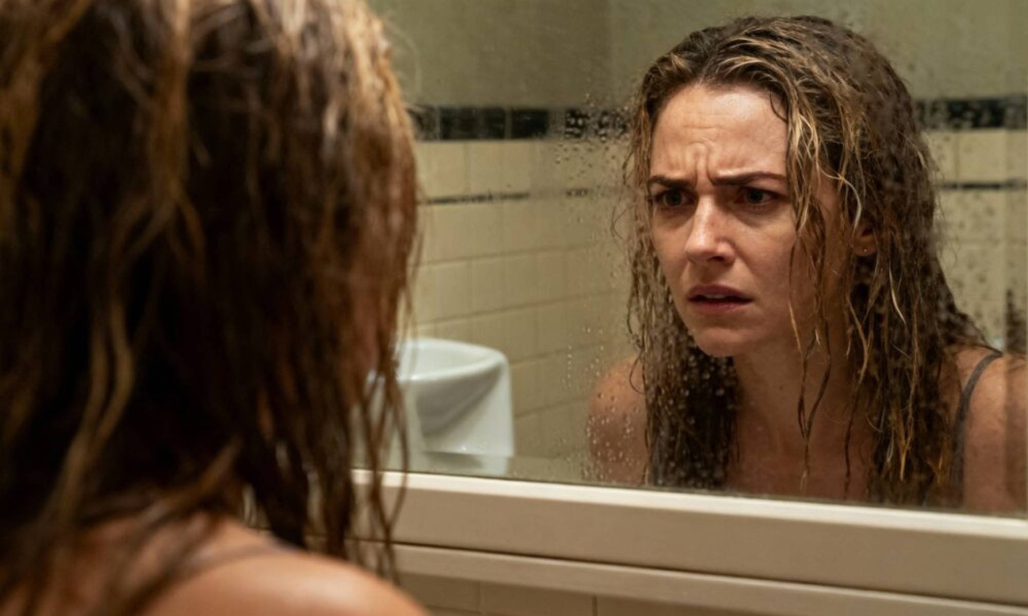 O erro comum no banho que enfraquece o cabelo sem você perceber - Tupi