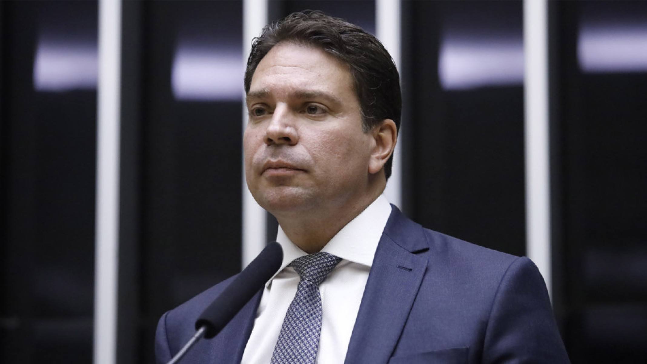 PF avalia pedir inclusão de Ramagem na lista de difusão vermelha da Interpol - Platobr Politica