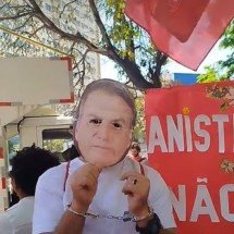 Blocos de carnaval convocam ato em BH para comemorar prisão de Bolsonaro - Reprodução redes sociais/ Bloco Sou Vermelho