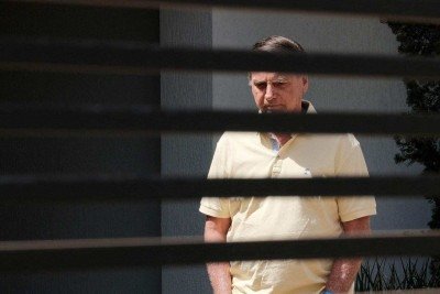 Jair Bolsonaro é preso preventivamente pela Polícia Federal -  (crédito: BBC)