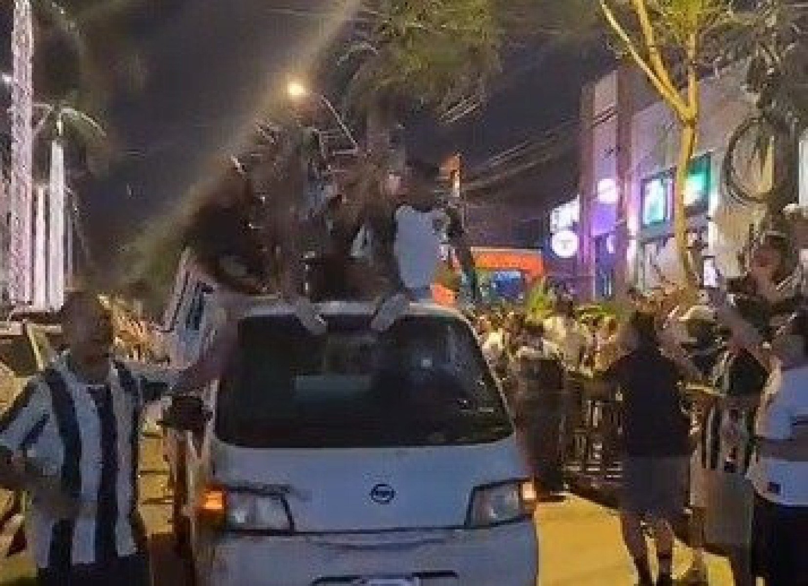 Torcedores do Atlético tomam as ruas de Assunção antes de final contra o Lanús - No Ataque Internacional
