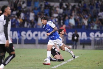 Cruzeiro vence Corinthians por 3 a 0 -  (crédito: Alexandre Guzanhe/EM/D.A. Press)