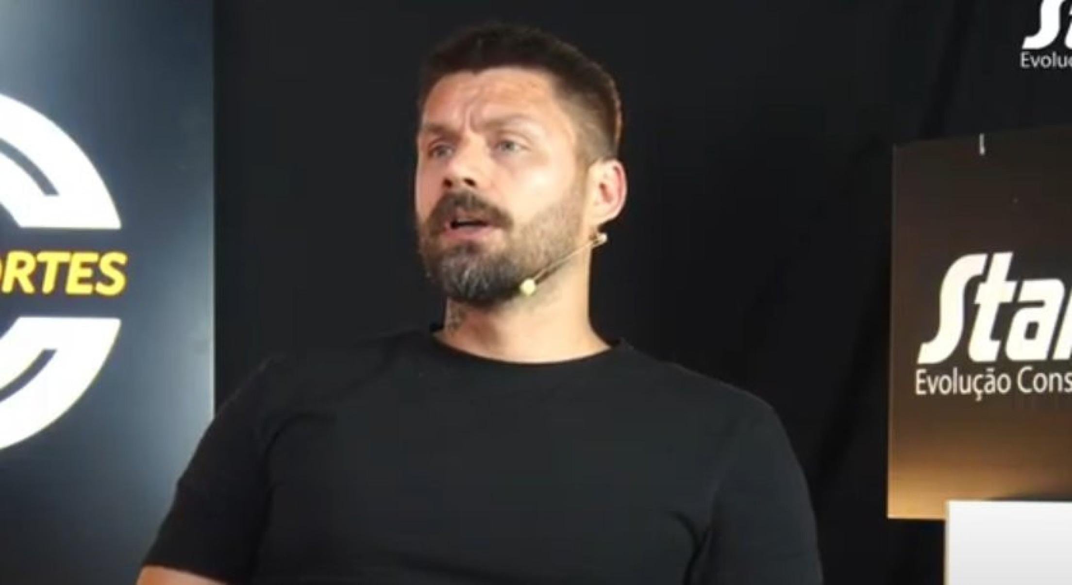 Sobis analisa derrota do Atlético na final da Sul-Americana: &#8216;Não sabe ser campeão&#8217;