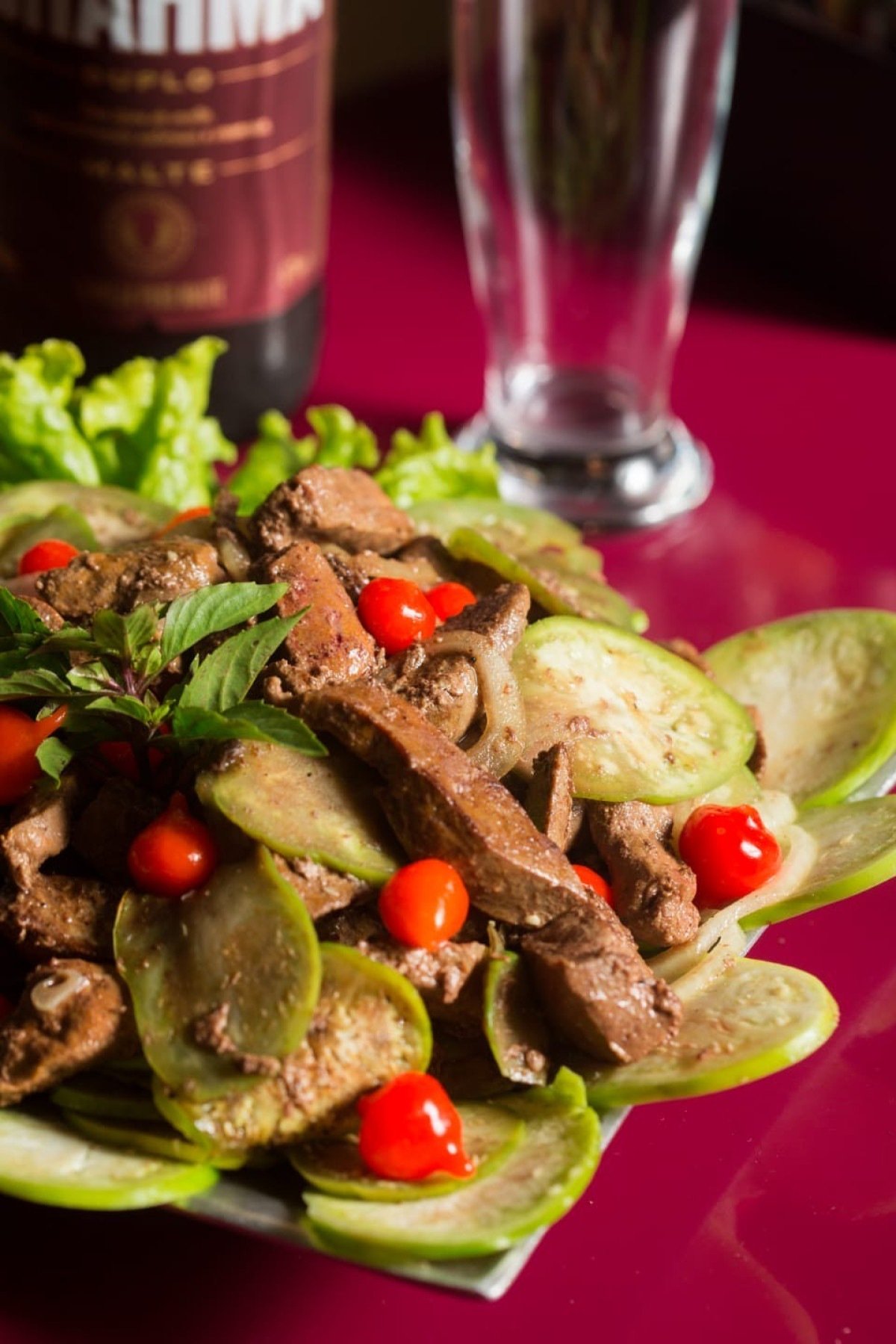 F&iacute;gado com jil&oacute; (Bar da Lora)