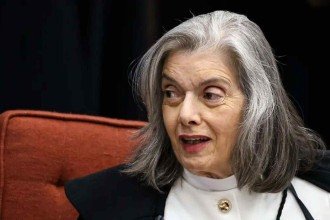 Cármen Lúcia ressalta gravidade da violência contra mulheres negras