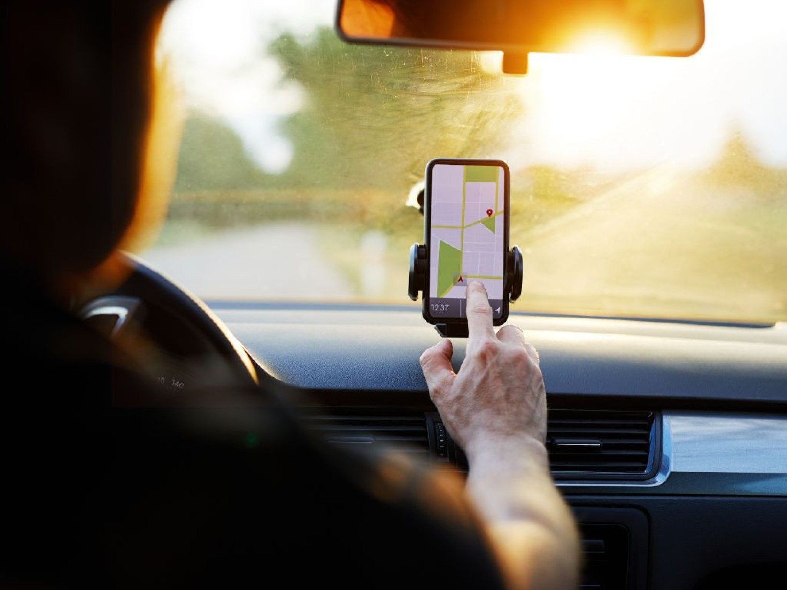 Empresas apostam em tecnologia para aumentar segurança no transporte - DINO