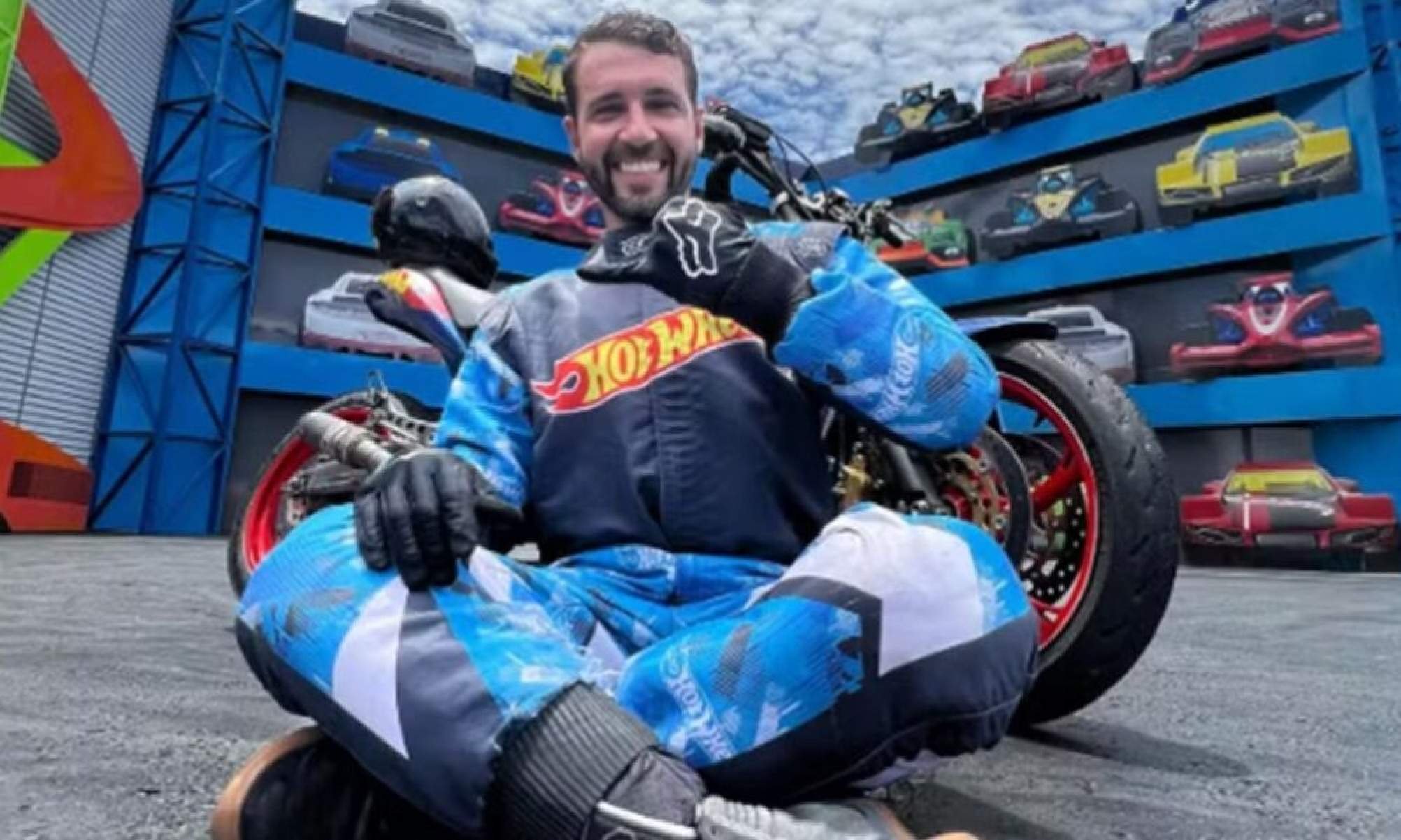 VÍDEO: quem era o piloto que morreu em apresentação no Beto Carrero World