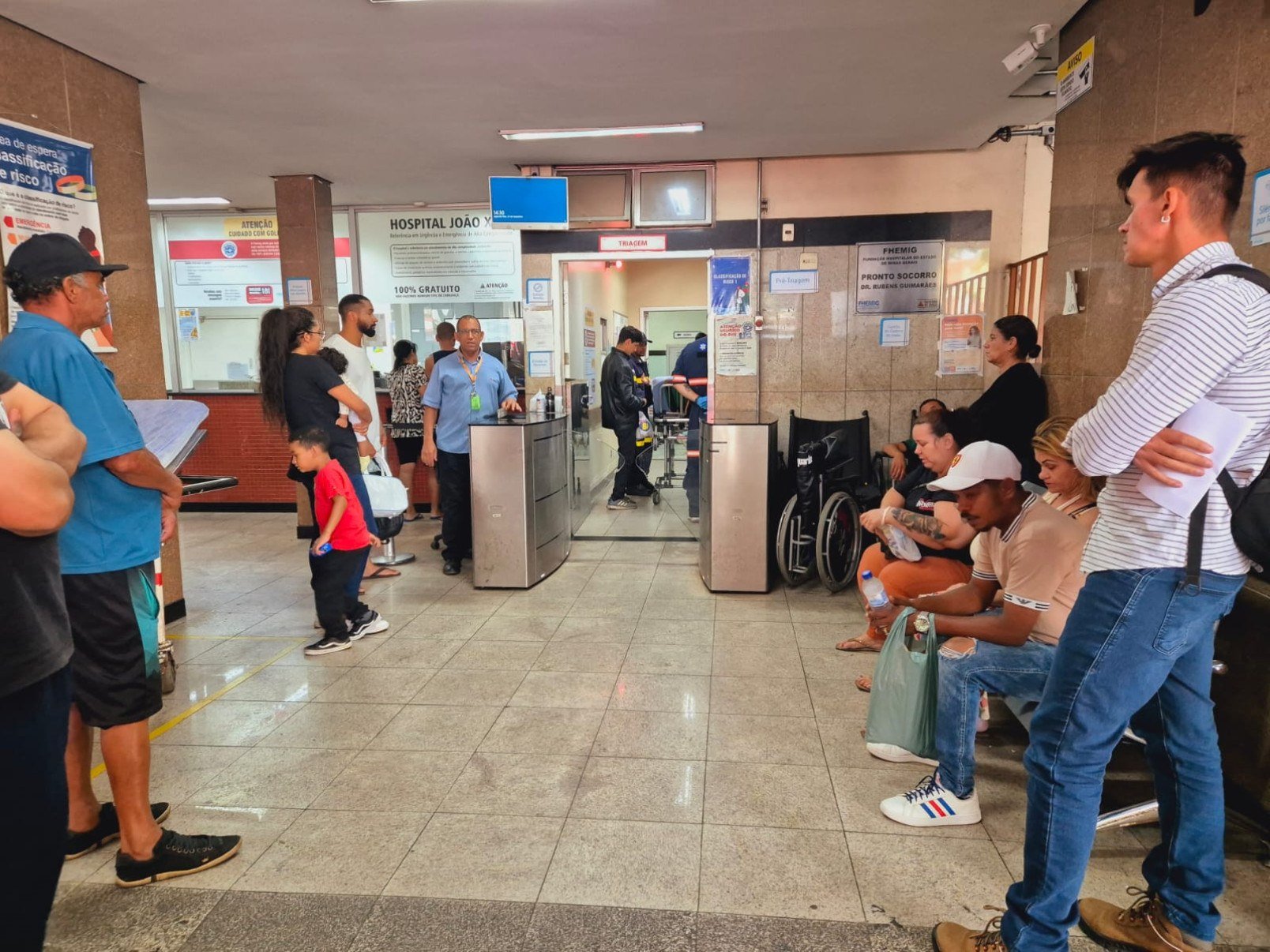 Atendimento no Hospital João XXIII é normalizado após vazamentos