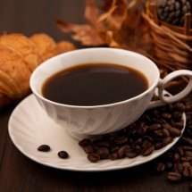 Lado B do café: riscos de enxaqueca, manchas nos dentes e infertilidade - Freepik