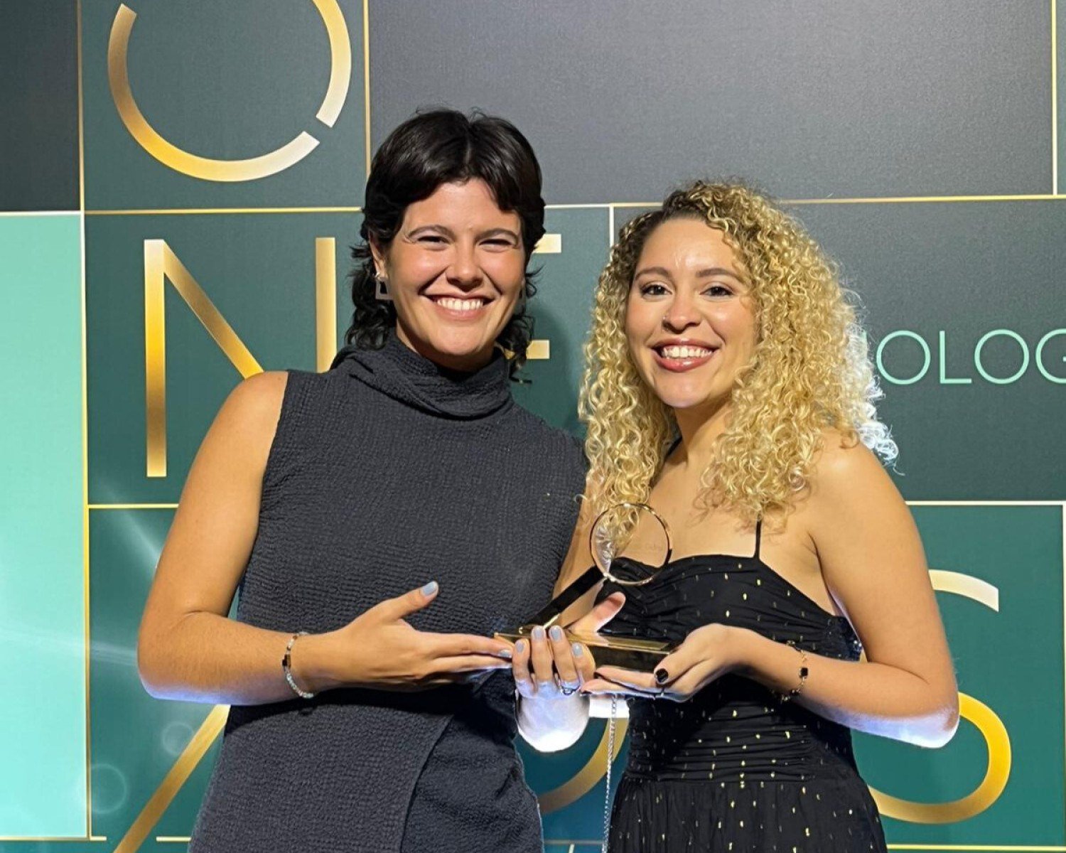 Lupa de Ouro reconhece projeto da Servier - DINO