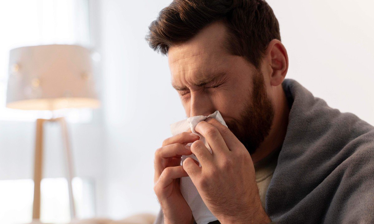 Sua casa livre de poeira: como melhorar a qualidade do ar dentro dela - Freepik