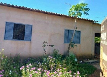 Idosa é assassinada com golpe na cabeça dentro de sua residência em MG -  (crédito: PMMG/DivulgaÃ§Ã£o)