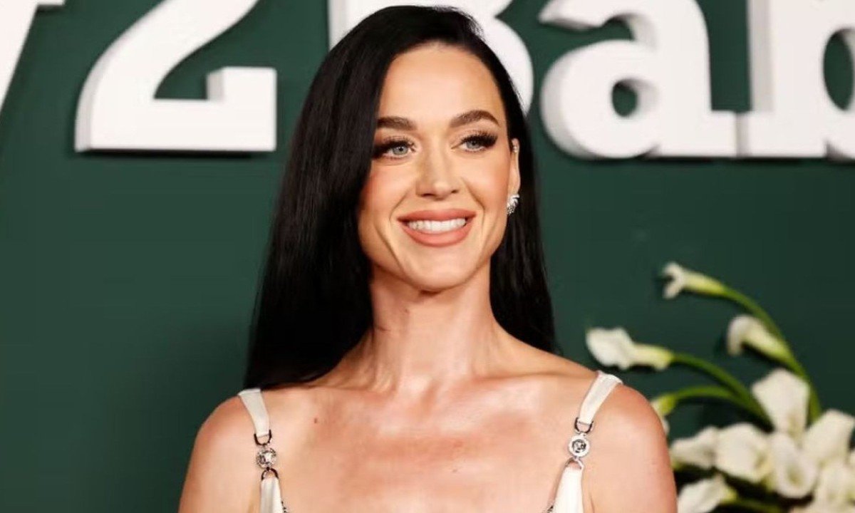 Katy Perry exige milhões de idoso doente em disputa por mansão - AFP
