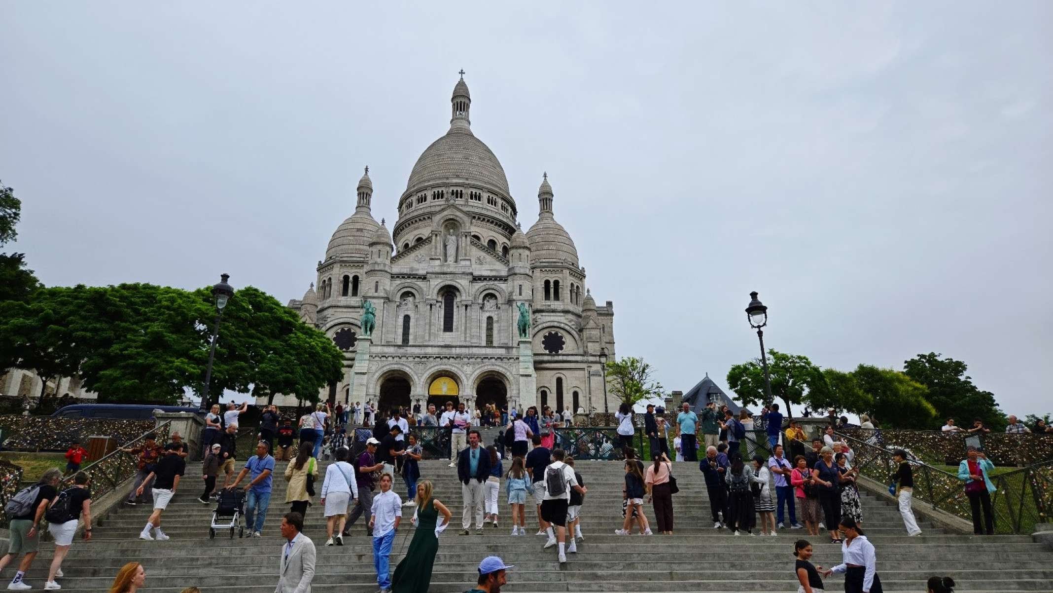 A Basílica de Sacré Couer ( Sagrado Coração) é um dos lugares sagrados mais importantes de Paris-Carlos Altman/EM
