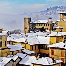 Aconchego com charme: Origem e diferentes tipos de chaminé pelo mundo -  Flickr Rosmarie Wirz