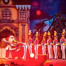 Espetáculo multimídia com 80 artistas leva magia do Natal ao Mineirinho - Sérgio Azevedo/Divulgação