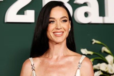 Katy Perry disputa mans&atilde;o com idoso -  (crédito: AFP)