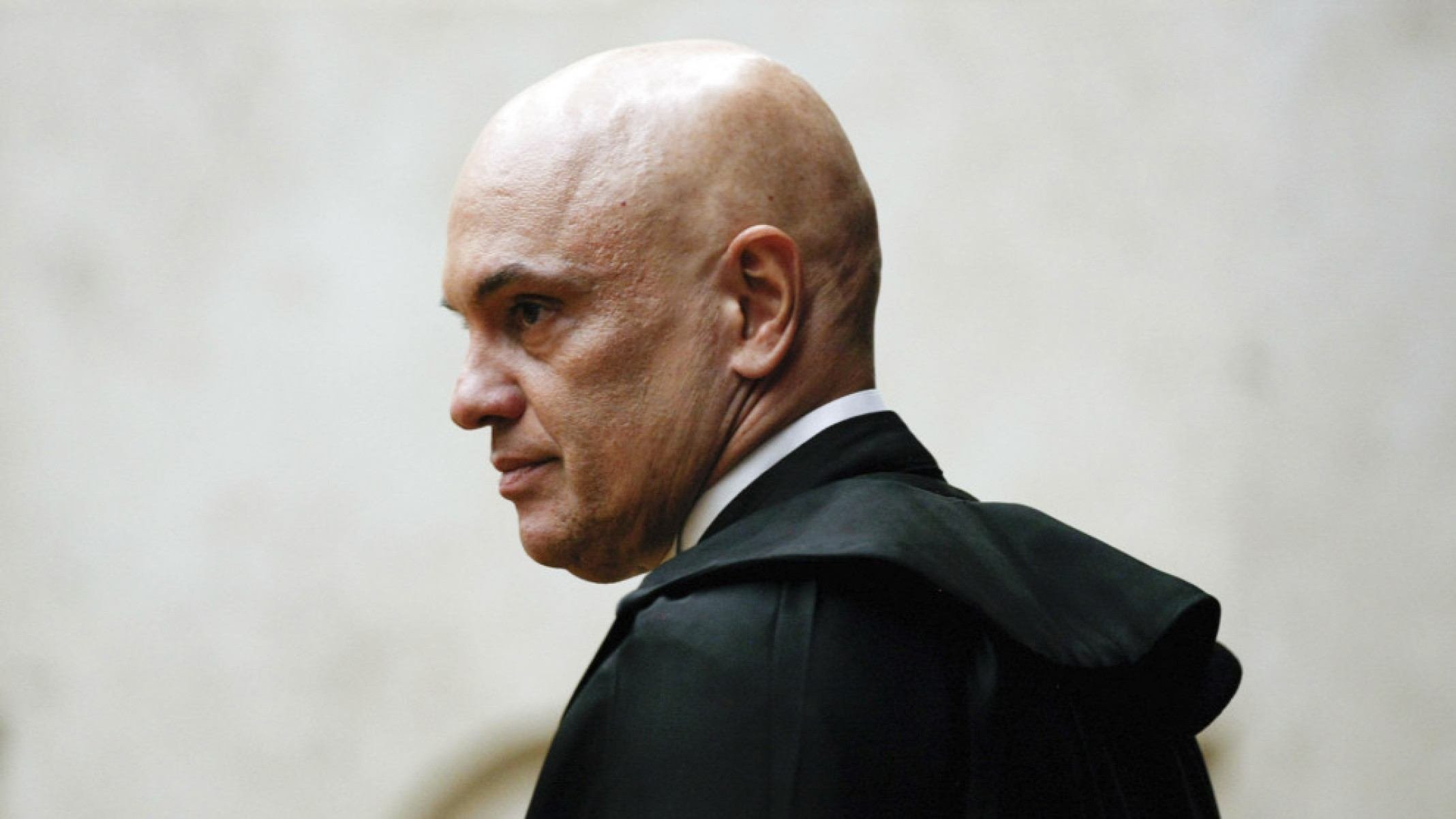 Moraes retoma julgamentos do 8/1 e mantém embates com Fux sobre ataque - Platobr Nacional