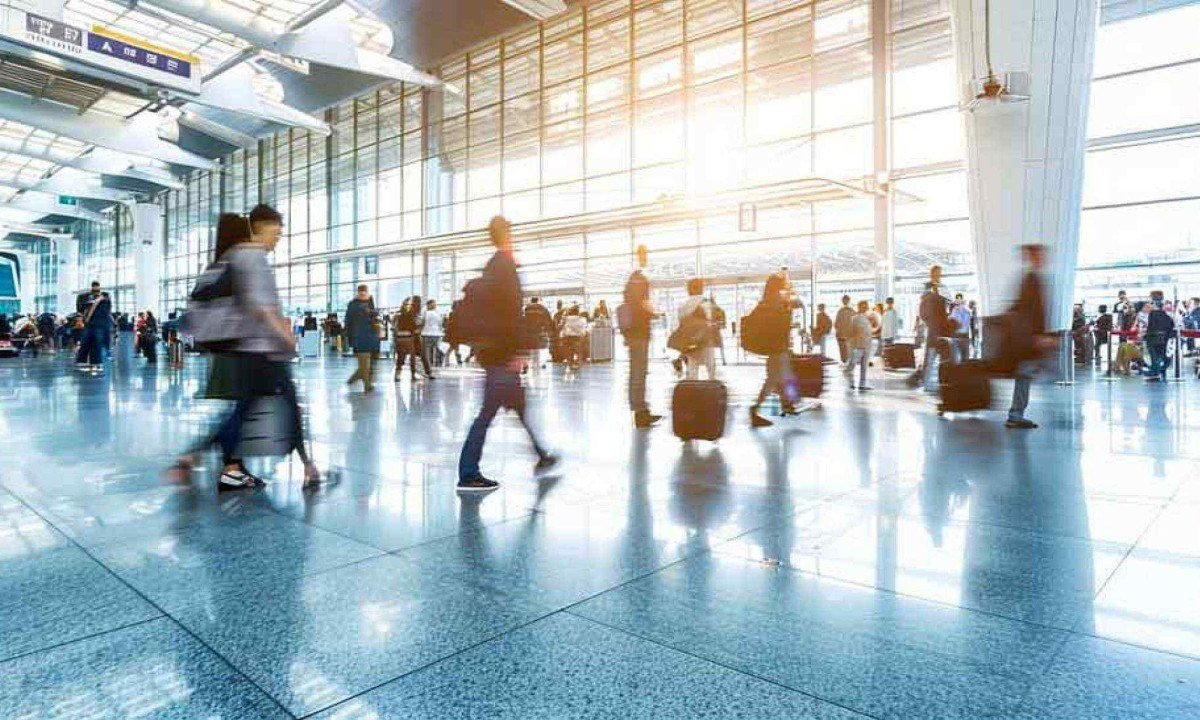 Aeroportos estão virando símbolo de estamos em trânsito e somos observados o tempo todo
 -  (crédito: PIXABAY/REPRODUÇÃO)