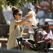 'Mãe Fora da caixa' escancara maternidade real - Galeria Distribuidora/Divulgação