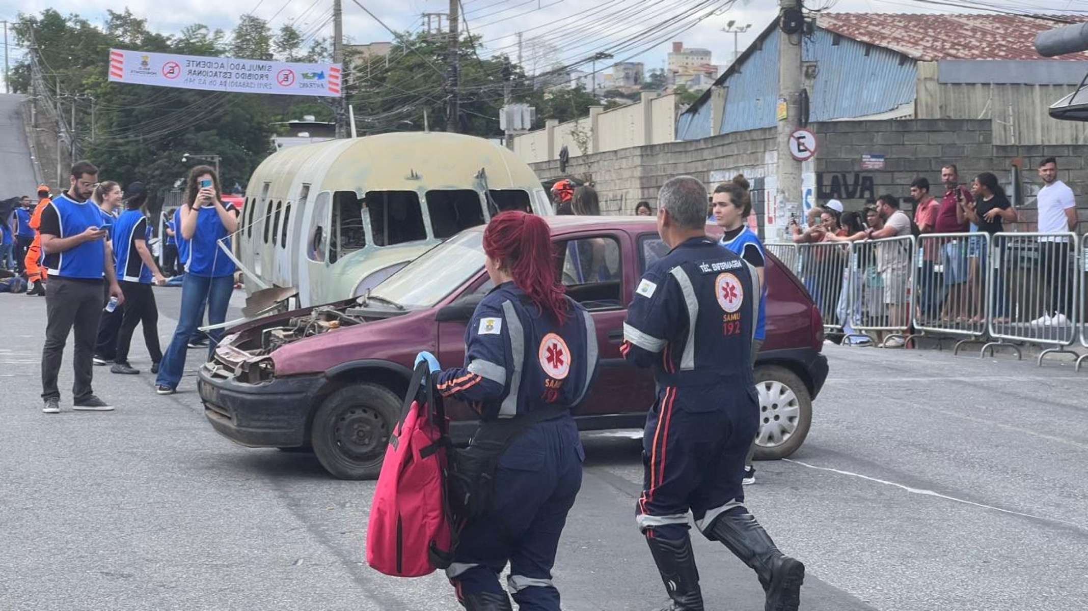 Simulação de queda de avião em BH testa tempo de resposta no atendimento
-Edésio Ferreira/EM/DA Press