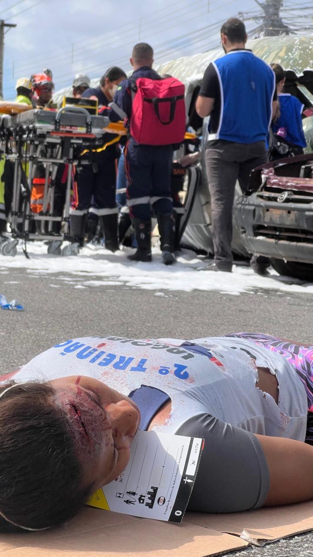 Simulação de queda de avião em BH testa tempo de resposta no atendimento
