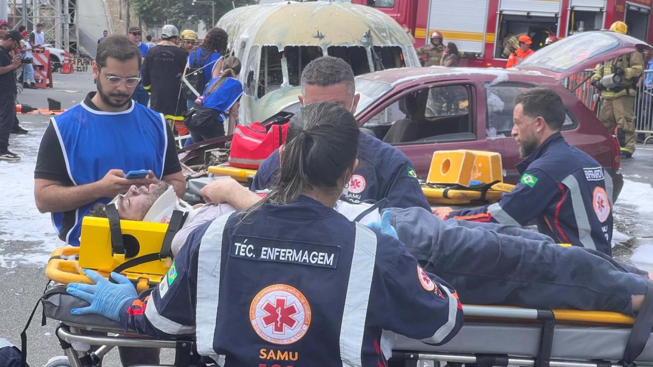 Simulação de queda de avião em BH testa tempo de resposta no atendimento
