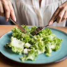 Estudo identifica características de obsessivos por alimentação saudável -  Senivpetro/Freepik
