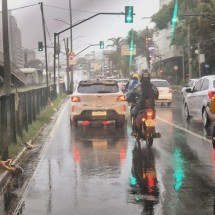 Chance de chuva? Veja previsão do tempo em BH nesta segunda-feira (1/12) - Jair Amaral/EM/D.A Press
