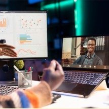 Empresas podem transformar vídeo em manual usando ferramentas de conversão