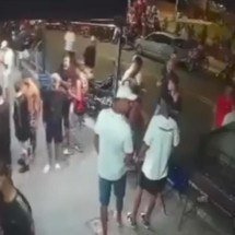 Vídeo flagra momento do tiroteio em bar que matou um e feriu 8 na Grande BH - Câmeras de segurança/Imagens cedidas à TV Alterosa