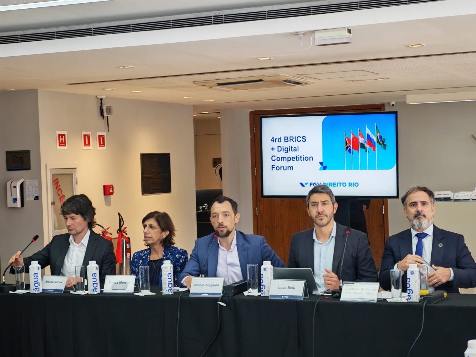 BRICS alerta disputa global de grãos e prejuízos bilionários - DINO