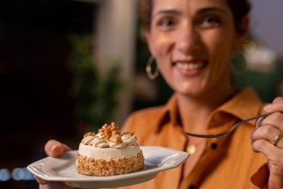 'A confeitaria italiana &eacute; &agrave; base de creme, chantili, n&atilde;o usa leite condensado' - Lorena Cozac, propriet&aacute;ria da Mole Antonelliana -  (crédito: &Aacute;rvore Filmes/Divulga&ccedil;&atilde;o)